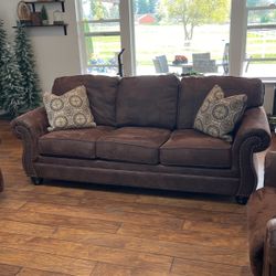 Queen Sleeper Couch 