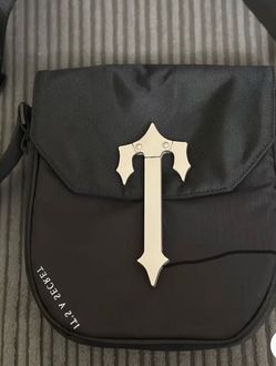 Trapstar Cobra T Bag. Authentic from Trapstar website.