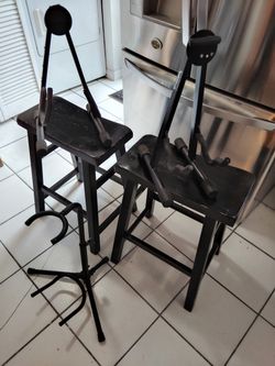 Guitar stands