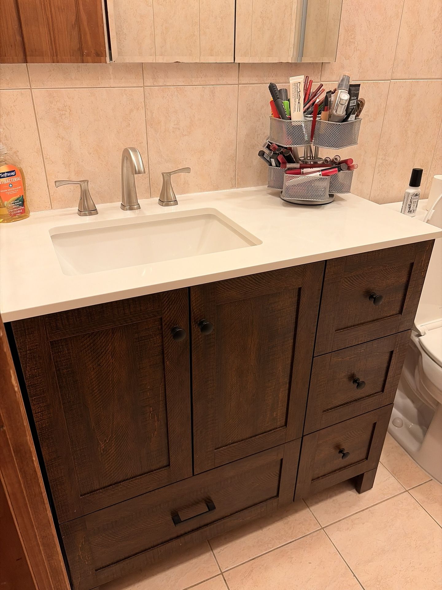 Bathroom Vanity With Center Sink