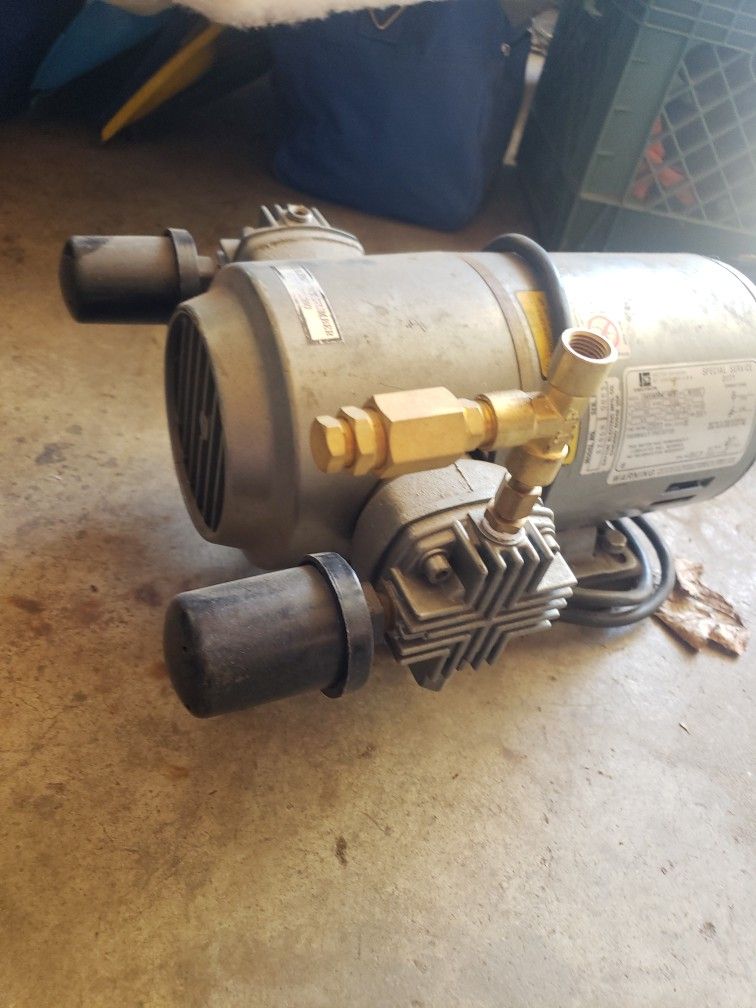 Dayton 1/3 Hp Compressor 150