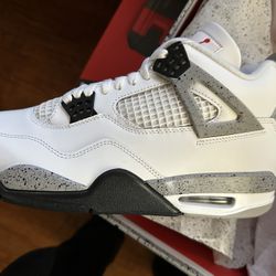 Jordan 4 Size 11