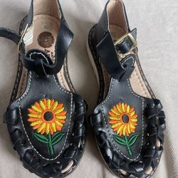 Toddler Girl Leather Huaraches Size 10