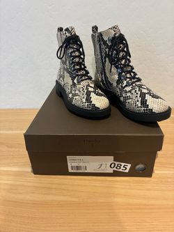 Lace up Boots