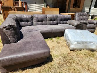 Comfy Gray Microfiber Couch & Ottoman