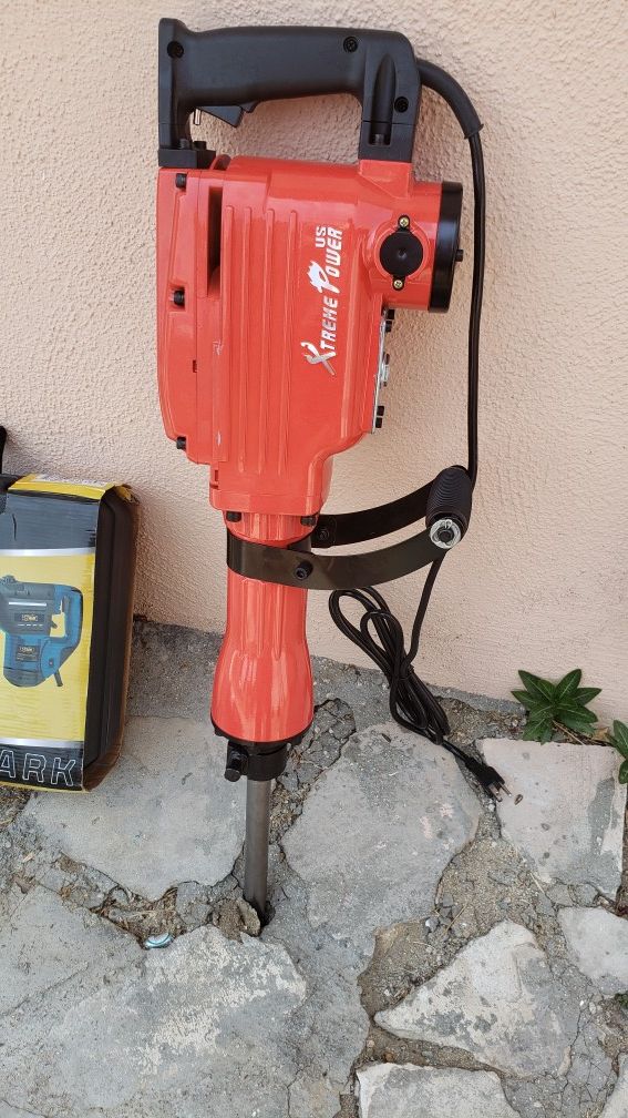 JACK HAMMER 2200W NUEVO EN BUENAS CONDICIONES