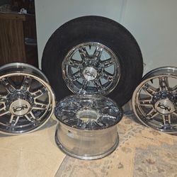 “17x8 chrome Ion Alloy 8-lug wheels, +10 offset, 3000 lb load rating, fits 2500/3500 trucks.”