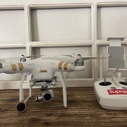 DJI Phantom 3 Pro 
