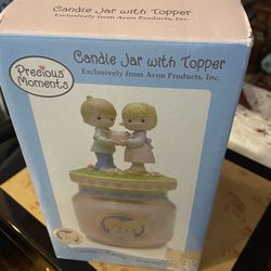 NIB Precious Moments Jar Candle With Figurines Topper 