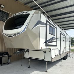 2022 Forestriver Salem Hemispher 378FL