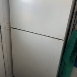 Refrigerator / Freezer