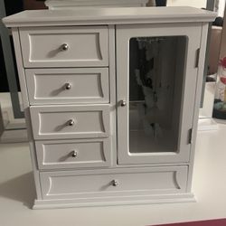 White Jewelry Storage Case