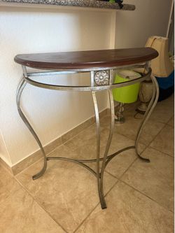 Demilune Console Table Wood and Metal $10