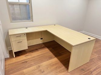 L Shaped Desk with Lockable Drawer Commercial Grade.