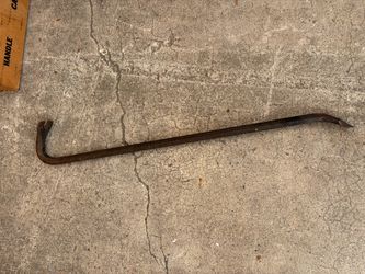 Used Crowbar / Wrecking Bar – Nail Puller End