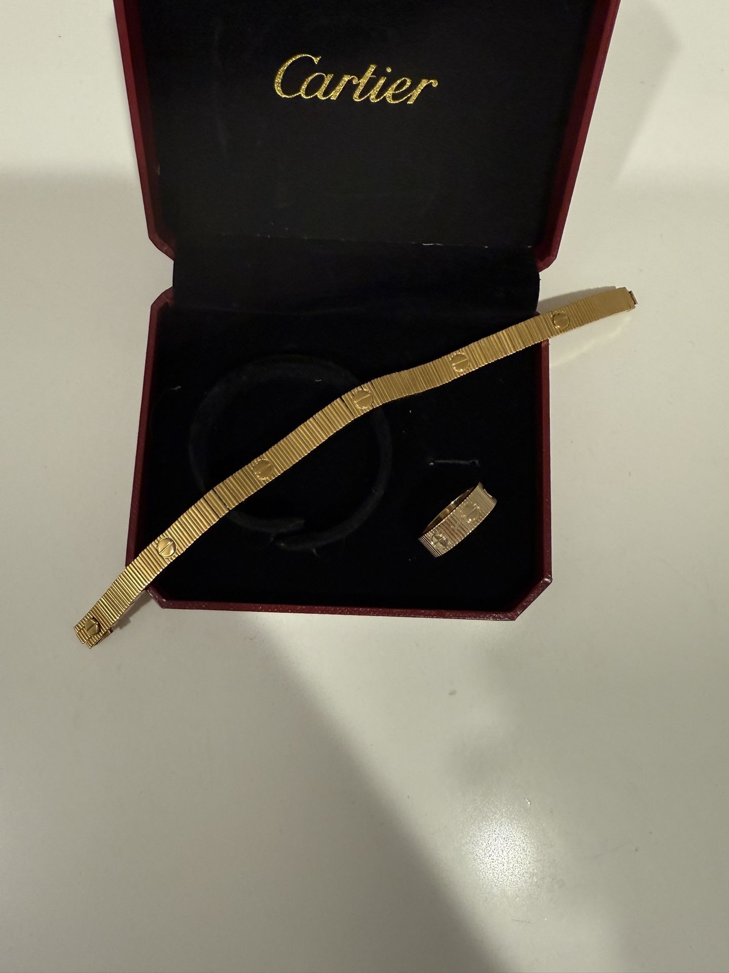 Bracelet and ring Cartier