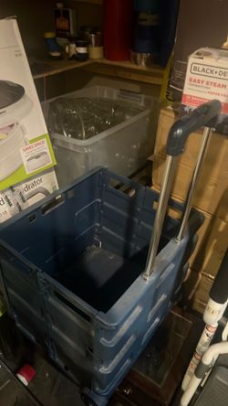 Rollable cart plastic