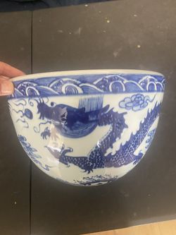 Chinese Dragon Flower Pot - Da Qing Road 10”