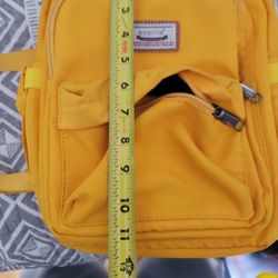 EUC Scorlia Insulated Thermal  Backpack Cooler. Adjustable Straps, Yellow.
