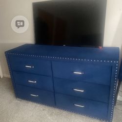 Bedroom set