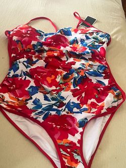 Flowery swim suit