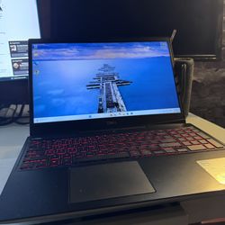 Dell G5 se LAPTOP