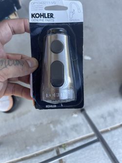 KOHLER Simplice Pull-Out Spray Head in Stainless Steel