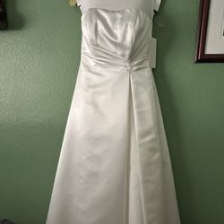 Strapless Wedding Dress 