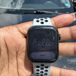 Apple Watch Series 7