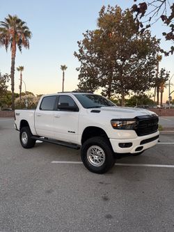 2020 Ram 1500 Big Horn Crew Cab 4X4 57 BOX