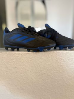Kids Cleats