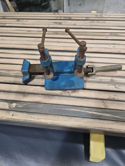 Work bench clamp