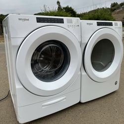 Whirlpool Washer And Gas Dryer 