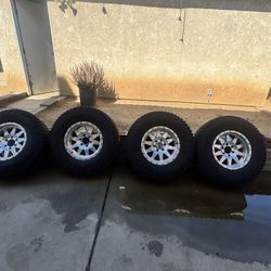Method Wheels  17”       6x139 