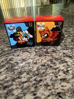 Hello Kitty and friends / McDonald’s toys