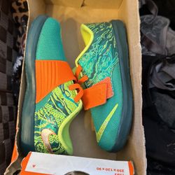 New Kids Nike Shoes , Size 10c