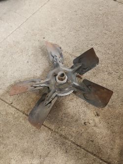 1988-97 Chevy/GMC Engine Cooling Fan Assembly OEM 1(contact info removed) 19.5"