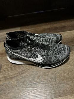 Nike Flyknit Racer