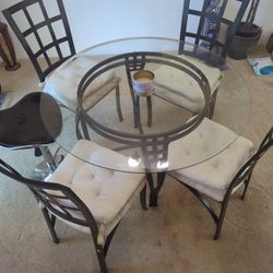 4 Person Dining Table 