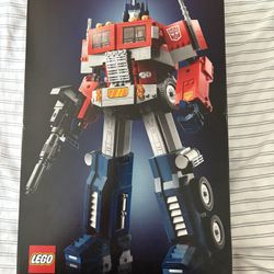 Optimus prime Lego set