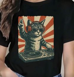 Graphic T-Shirt~~Cat DJ~~ Size Small~~NWT~~Black 