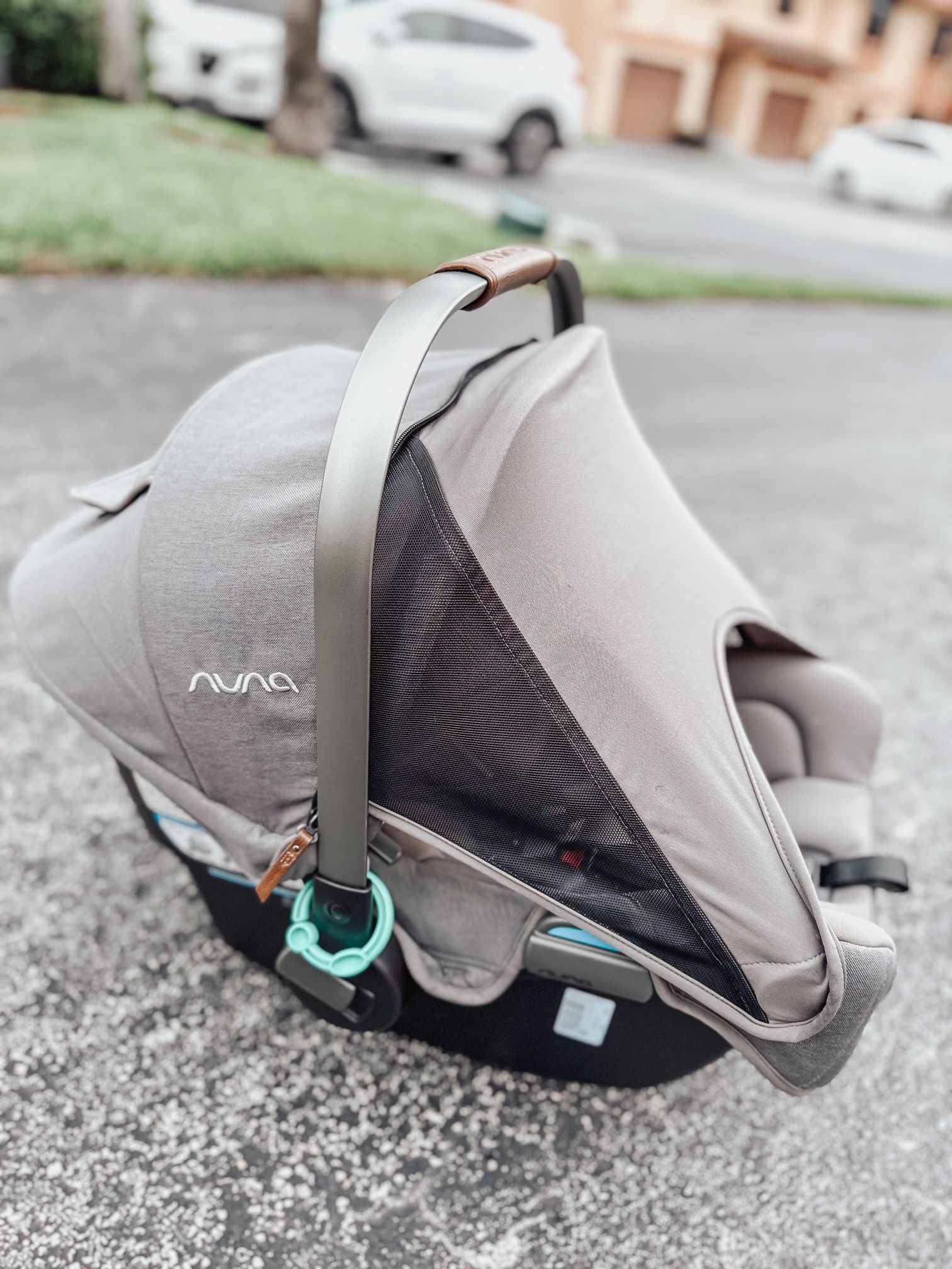 Nuna Pipa & Base Car seat