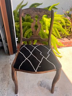 Antique vanity chair with matching pillows