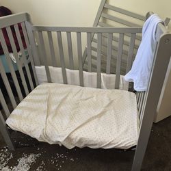 Mini Crib