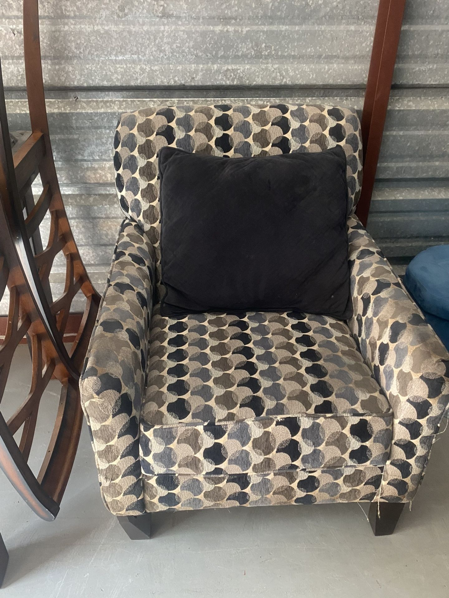 Sofa Set.