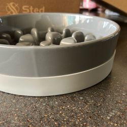 NIB Ceramic Slow Feed Dog Bowl