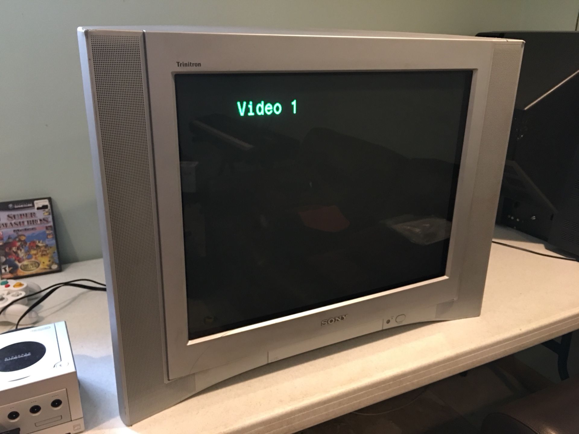 27” SONY Trinitron KV-27FS210