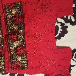 Red, turquoise, red & Gold Sari. Very nice Indian saris. Never used. New. Pakistani clothes