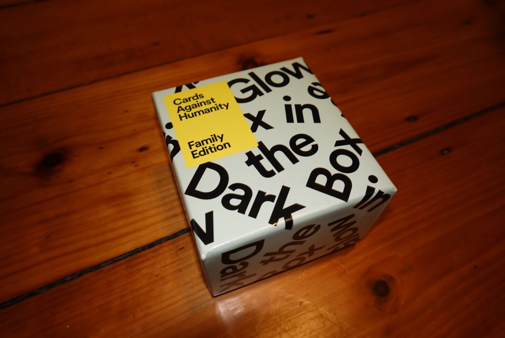 GLOW IN THE DARK CARDS AGAINST HUMANITY