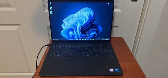 Dell Inspiron 5640 16 inch laptop